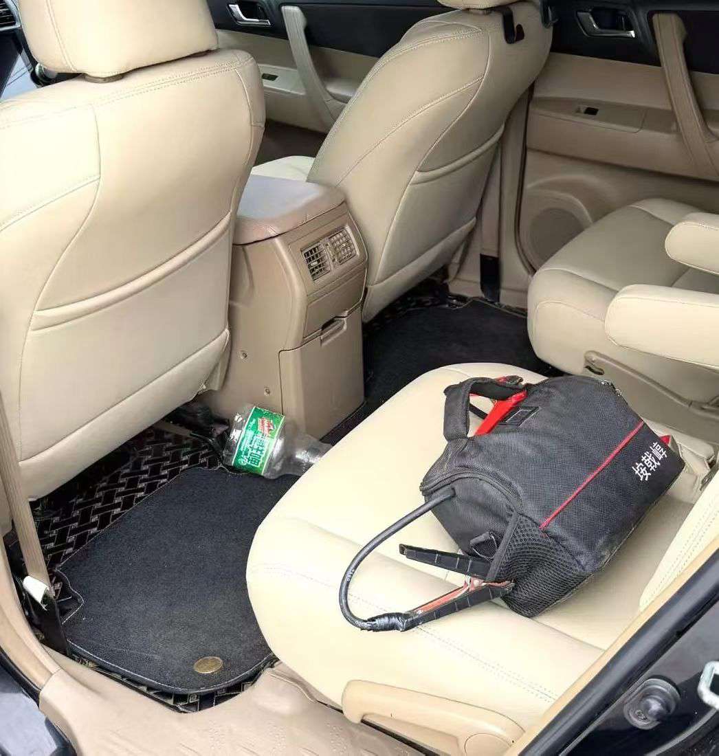 Toyota Highlander 2700 Elite Edition 6