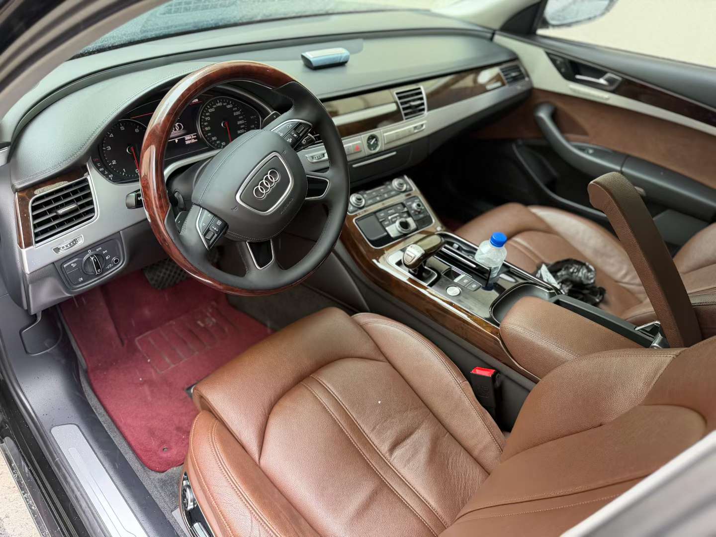 Audi A8L 5