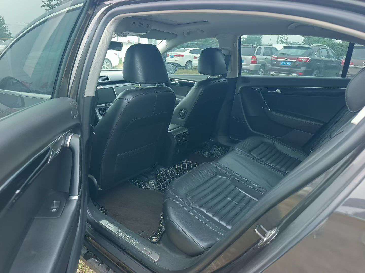 Volkswagen Magotan 1.8T 6