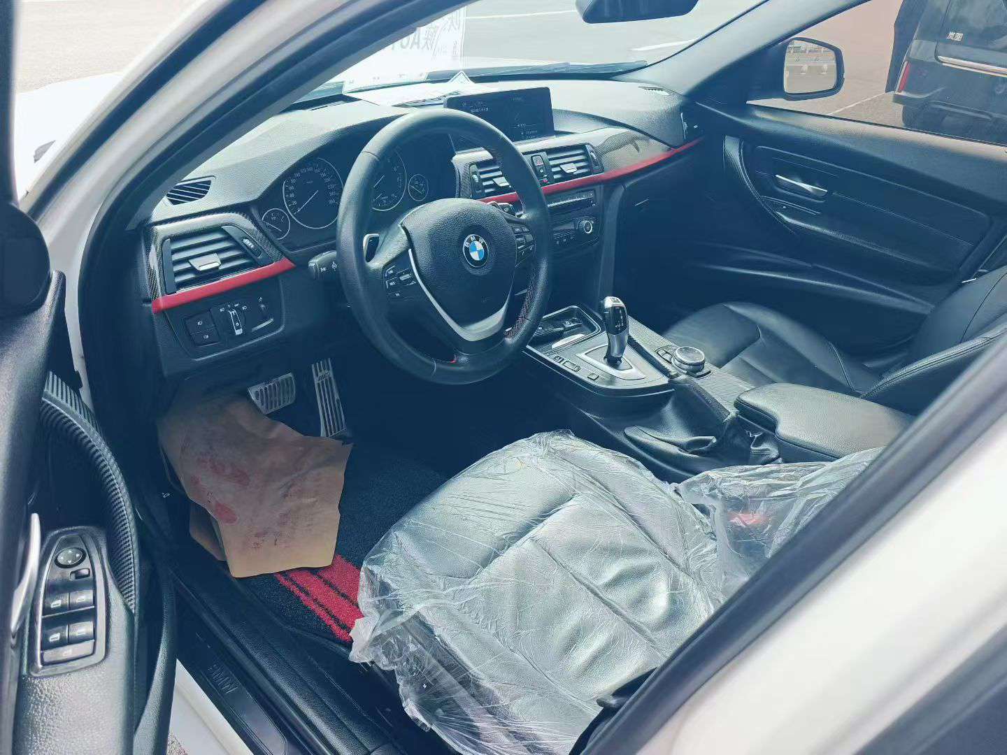 BMW 3 Series 2014 320i M Sport 2.0T 4