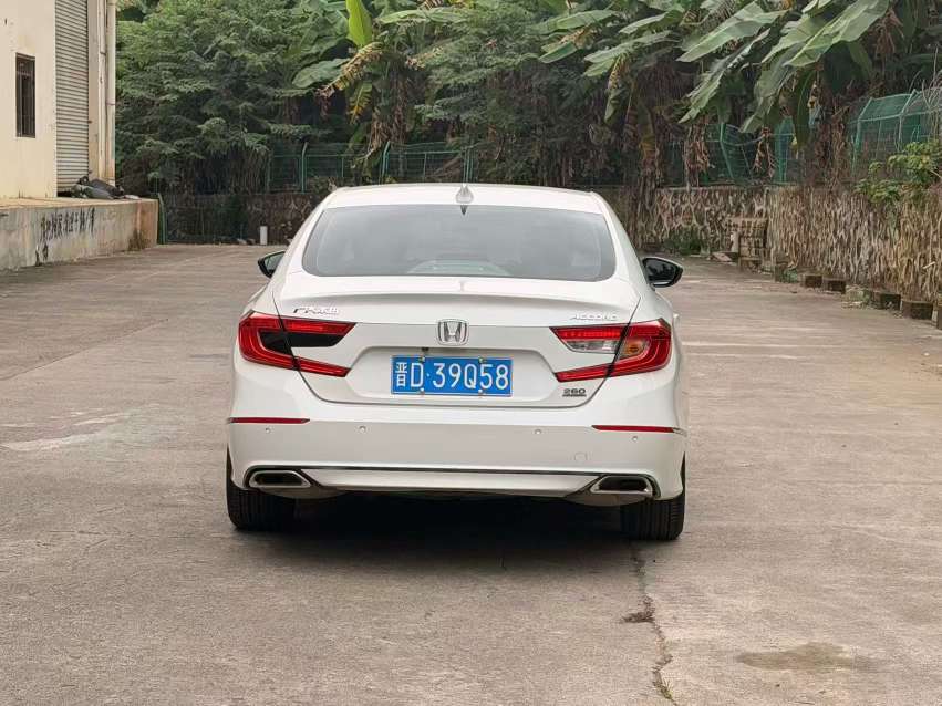 Honda Accord 1.5T 260 Luxury Edition 8