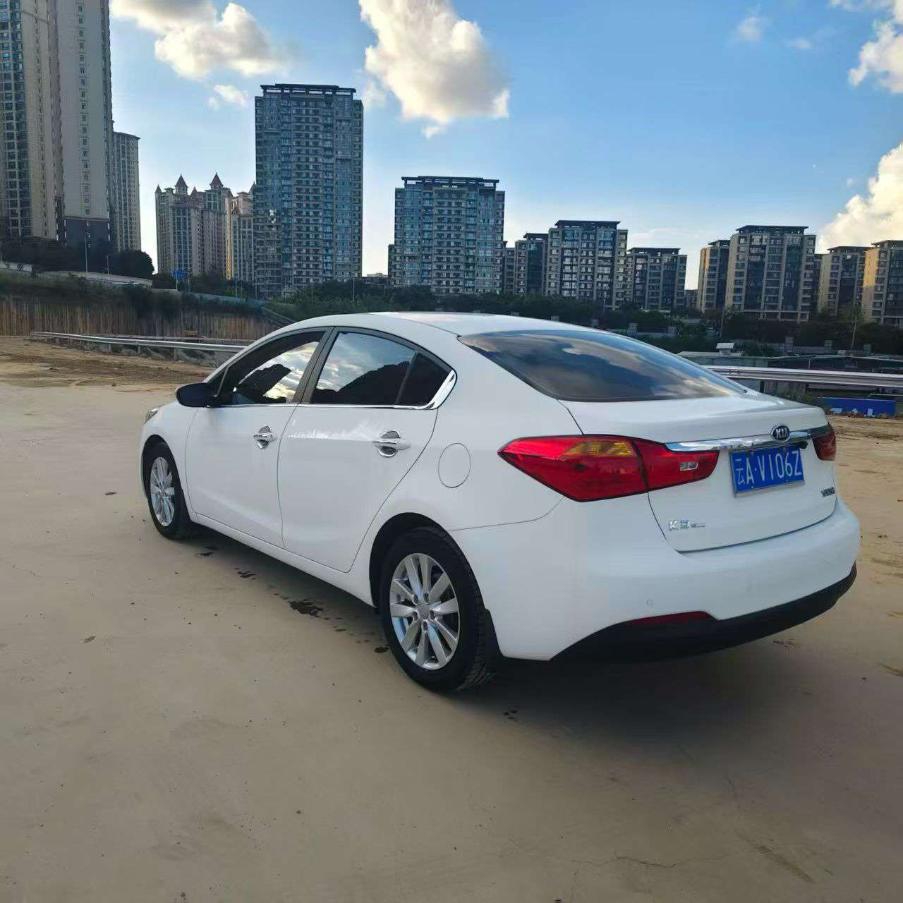 Kia K3 5