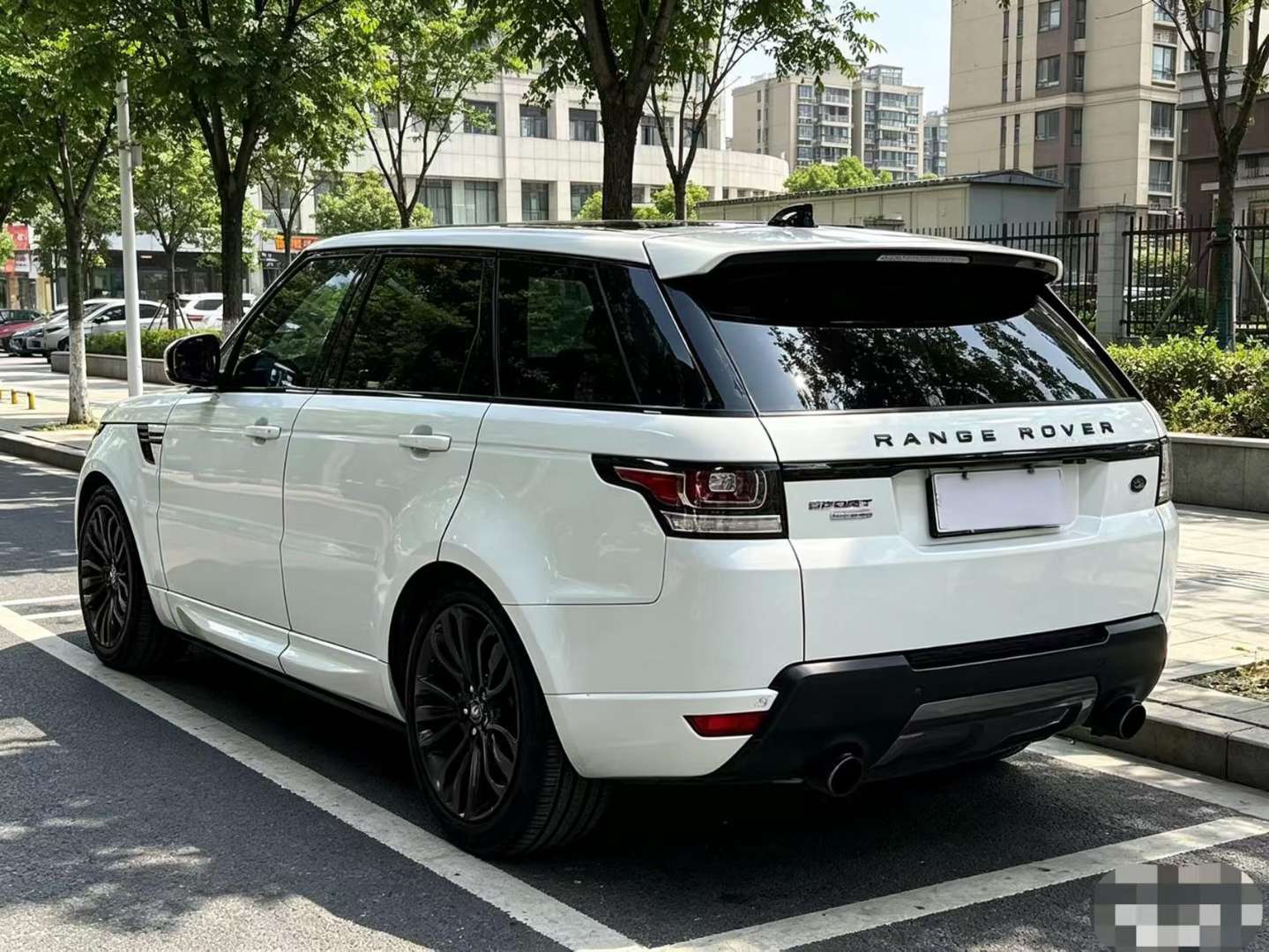 Land Rover Range Rover Sport 2017 3.0 V6 SC HSE Dynamic 4