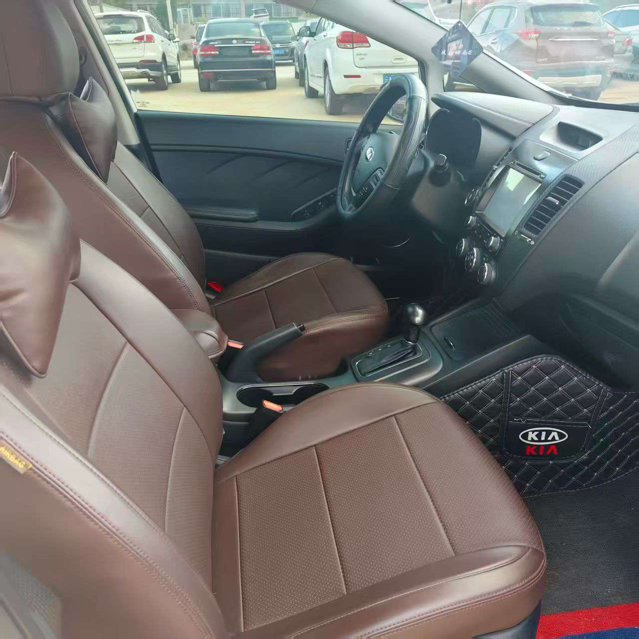 Kia K3 6