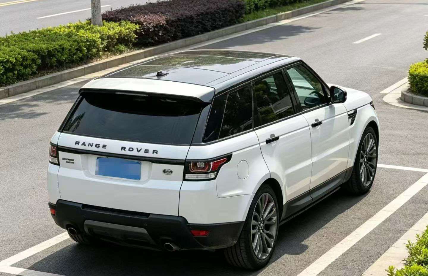 Land Rover Range Rover Sport Gasoline HSE 9