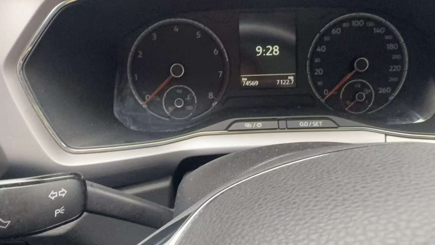 Volkswagen T-Cross 5