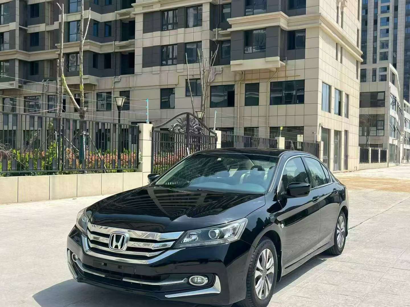 Honda Accord 2015 2.0L Automatic 3