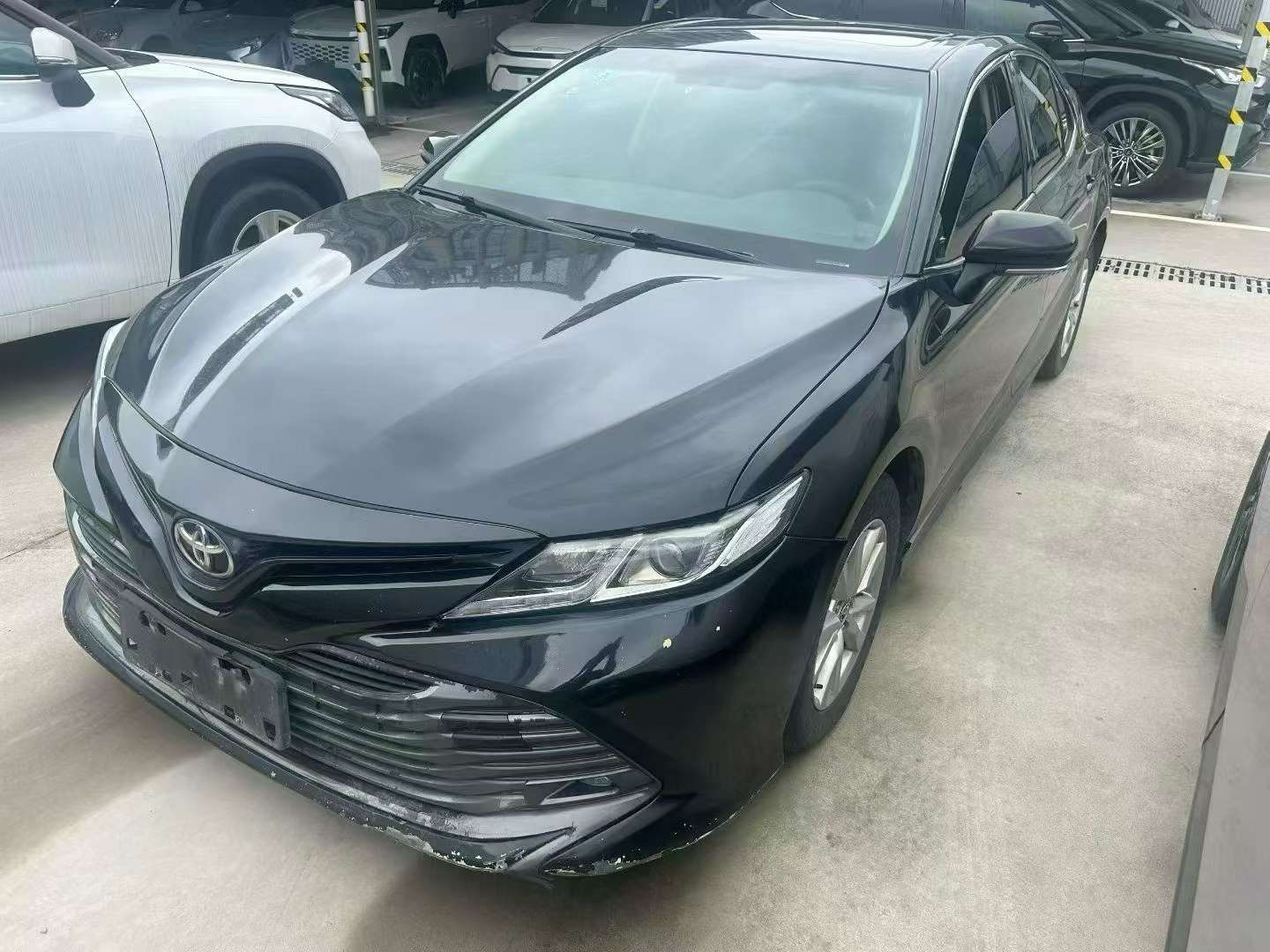 Toyota Camry 2