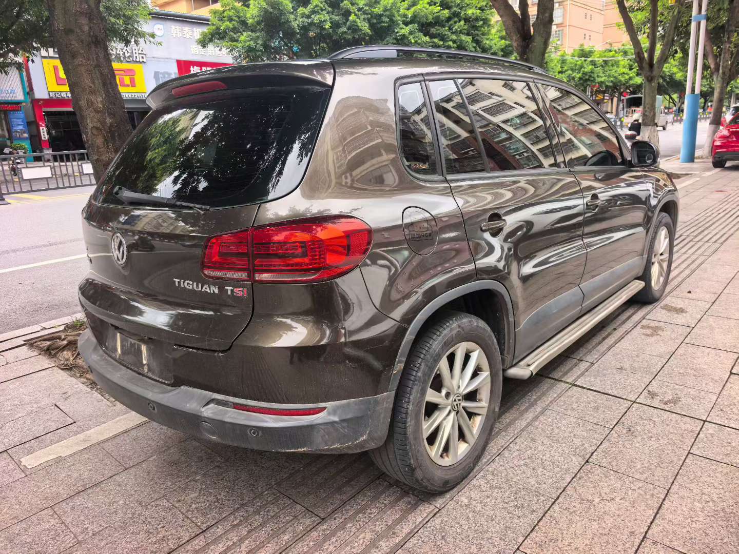 Volkswagen Tiguan 6