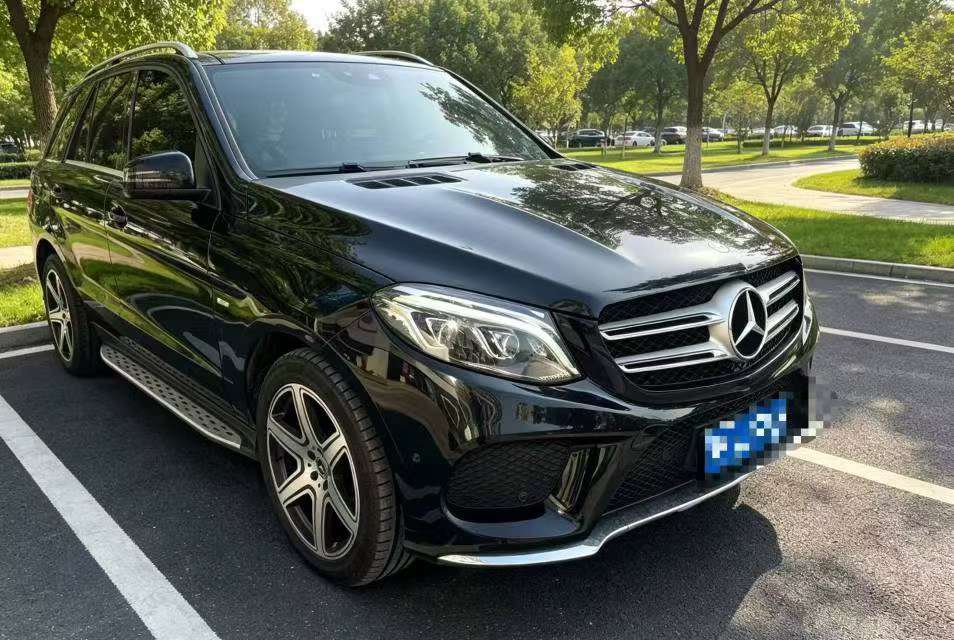 Mercedes-Benz GLE 3.0T 4MATIC All-Wheel Drive 3