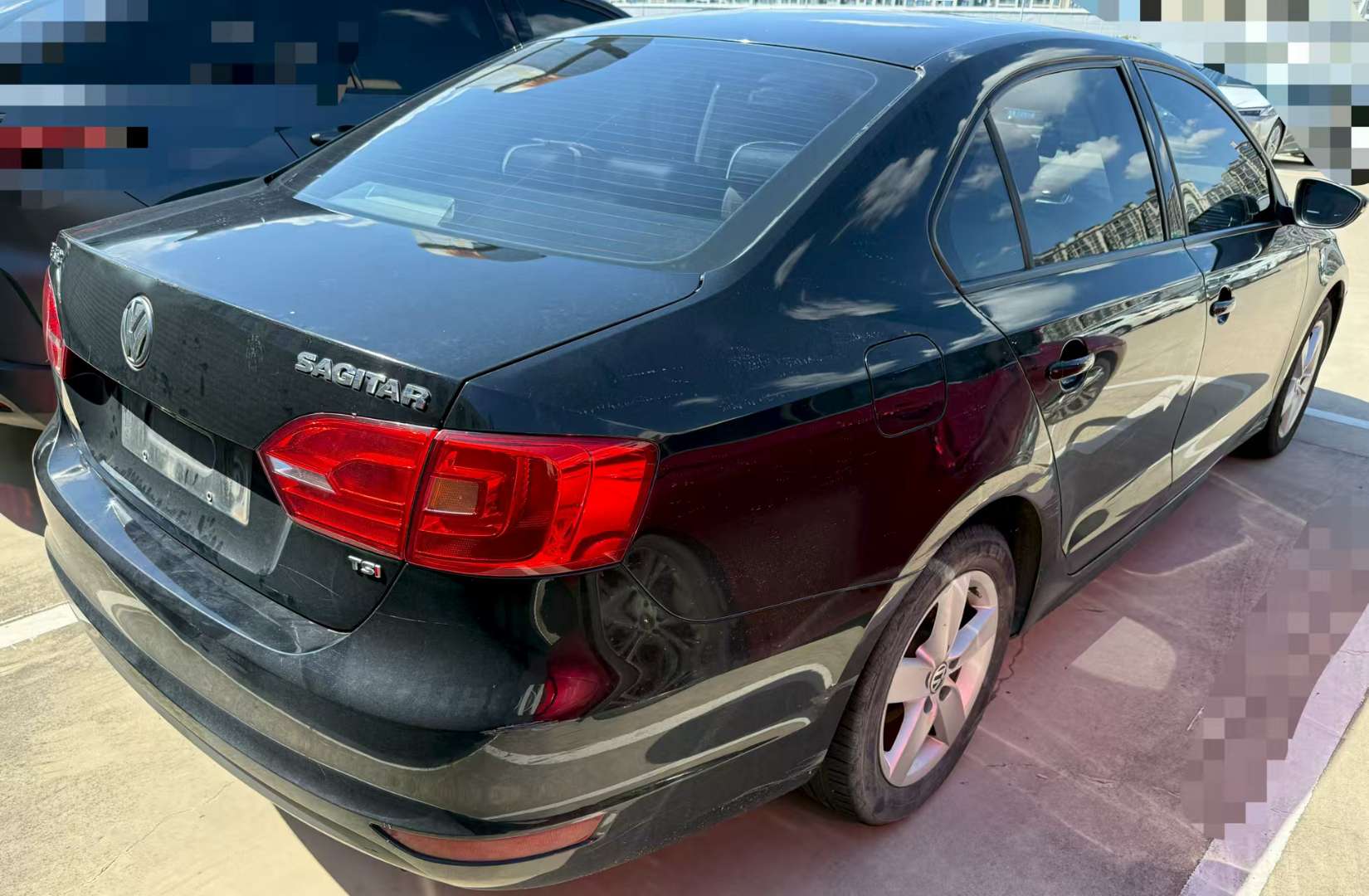 Volkswagen Sagitar 8