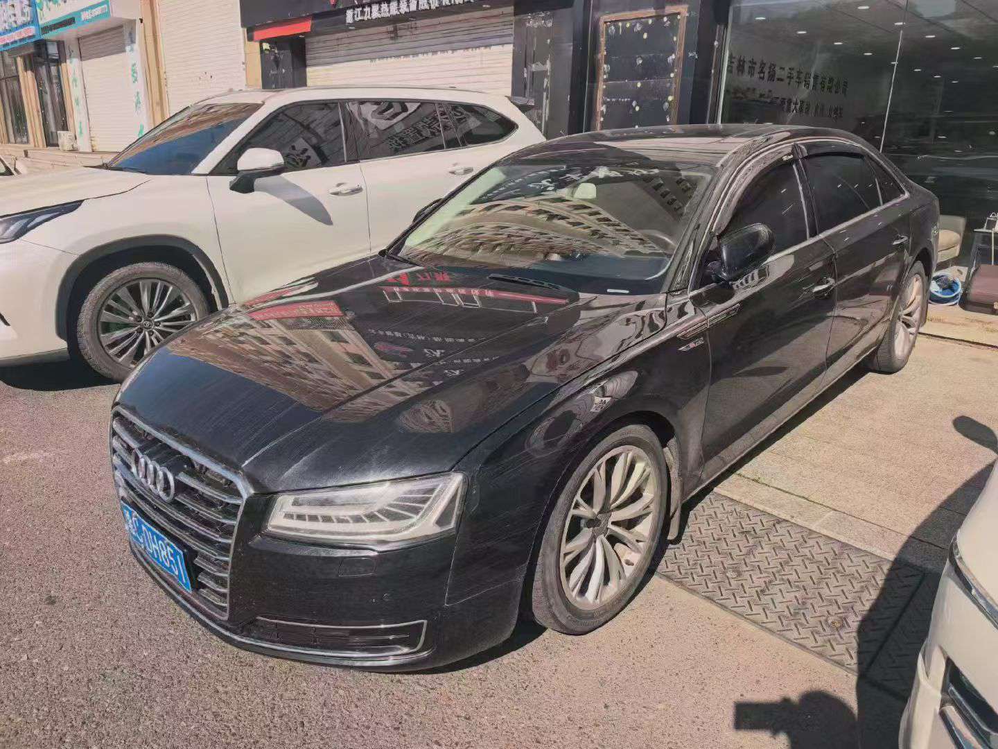 Audi A8L 2