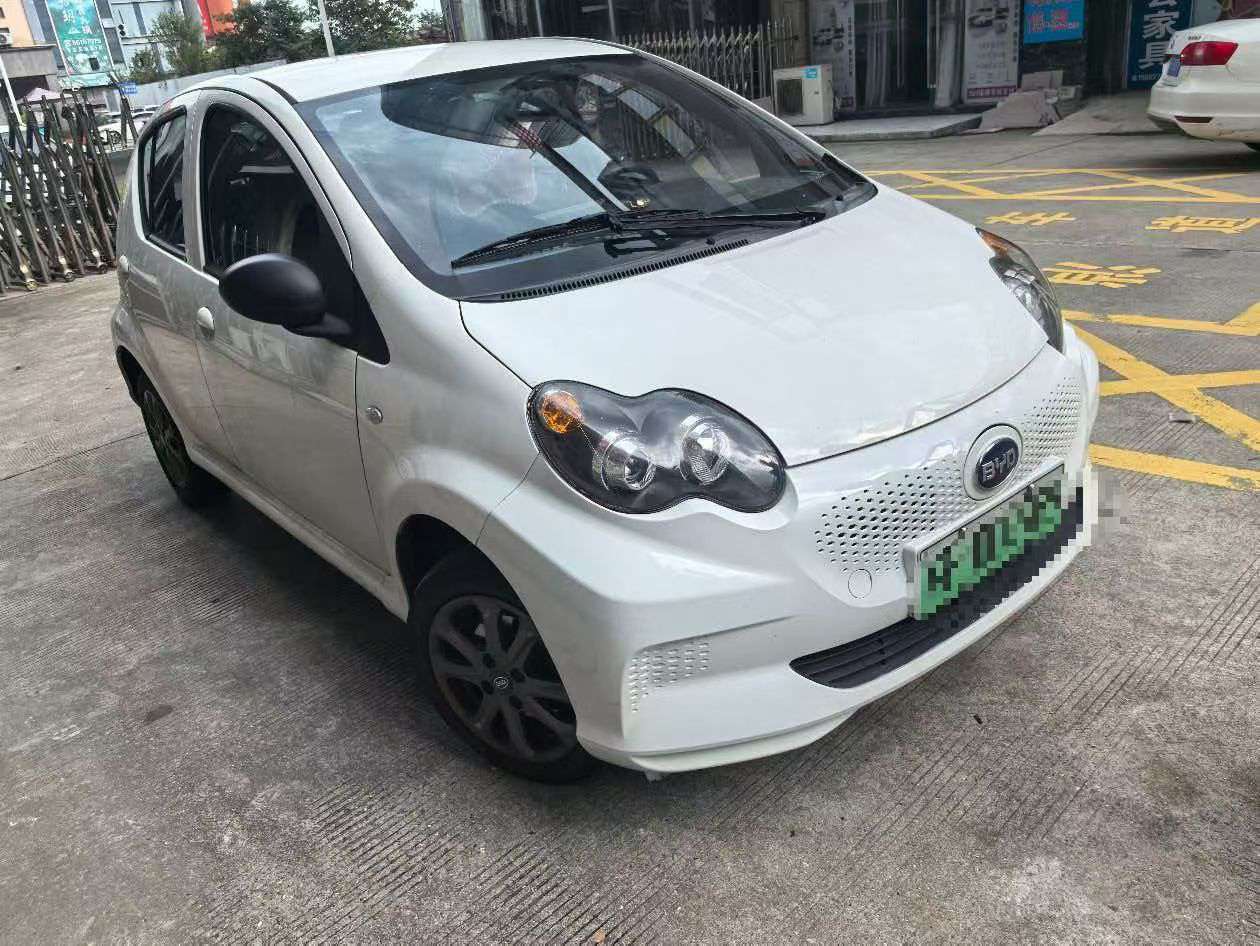BYD e1 6