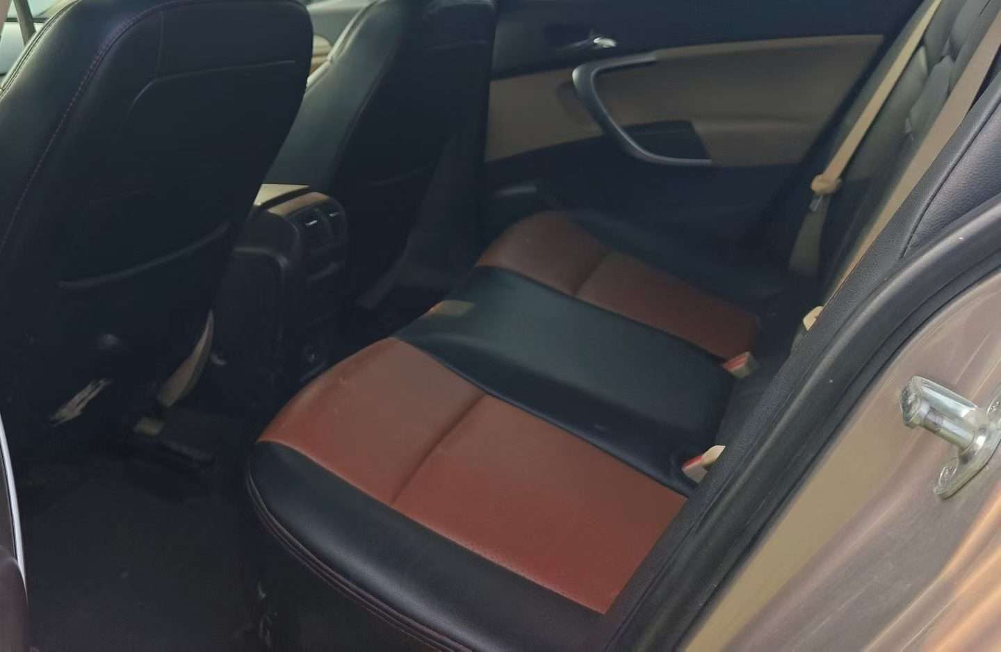 Buick Regal 2012 2.0L Automatic Sunroof 6