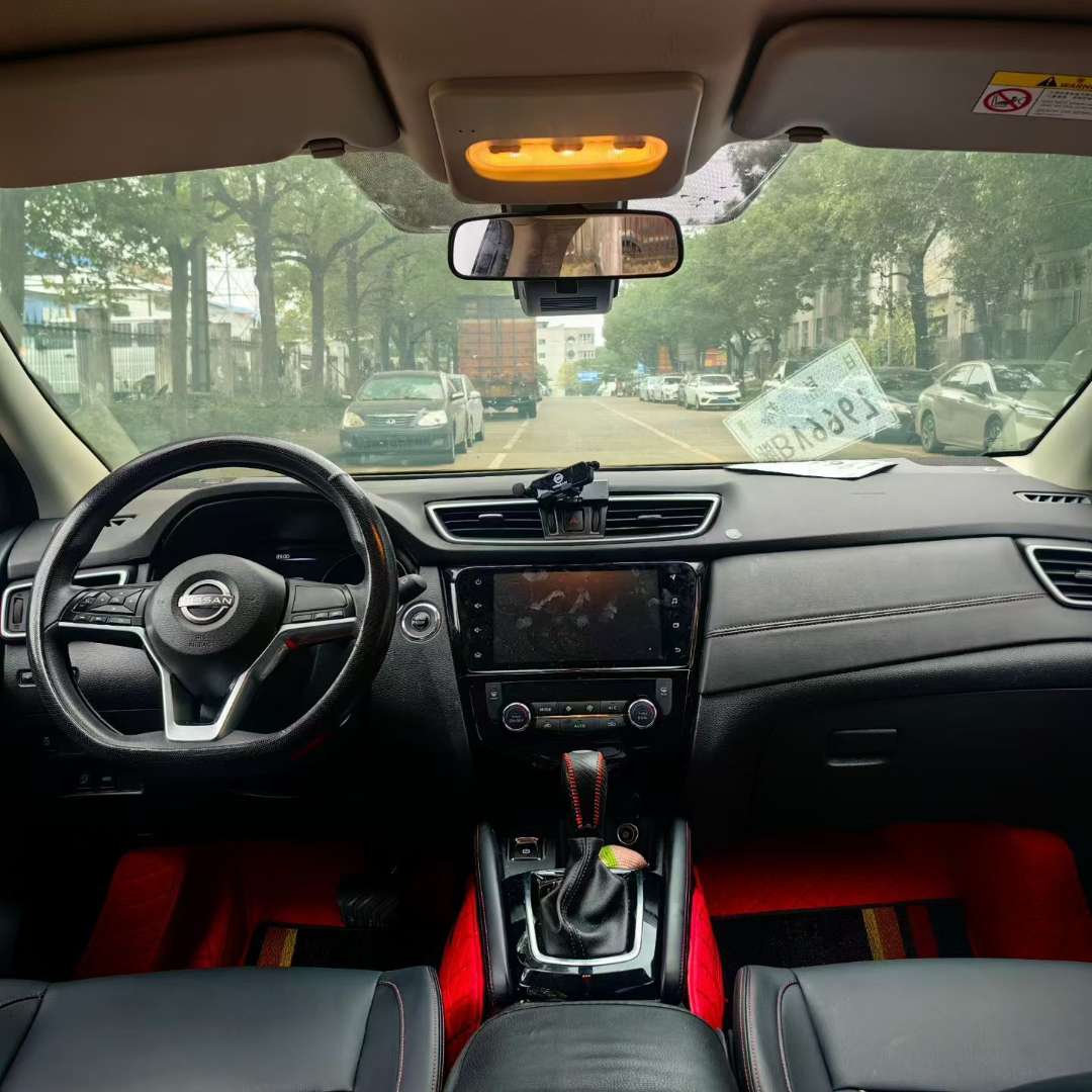 Nissan Qashqai 5