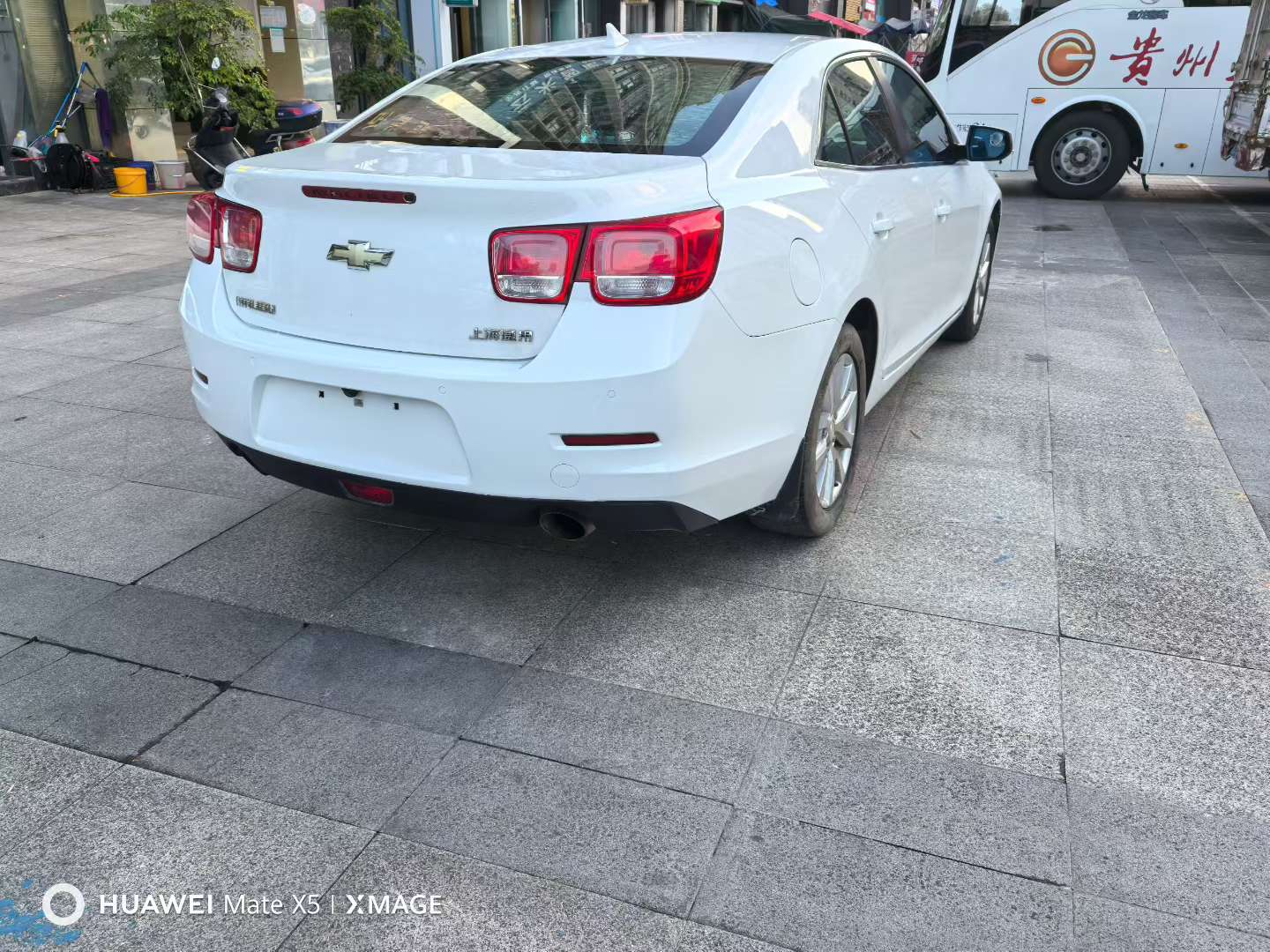 Chevrolet Malibu 2015 2.0L Automatic with Sunroof 9