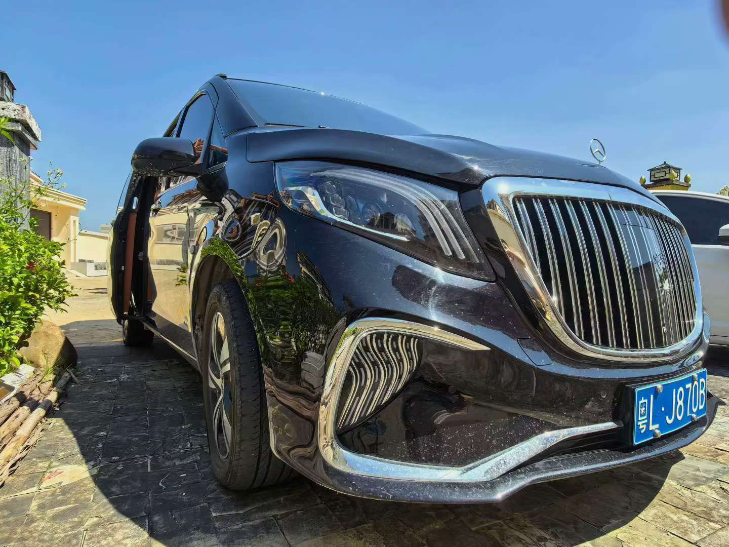 Mercedes-Benz Vito 2