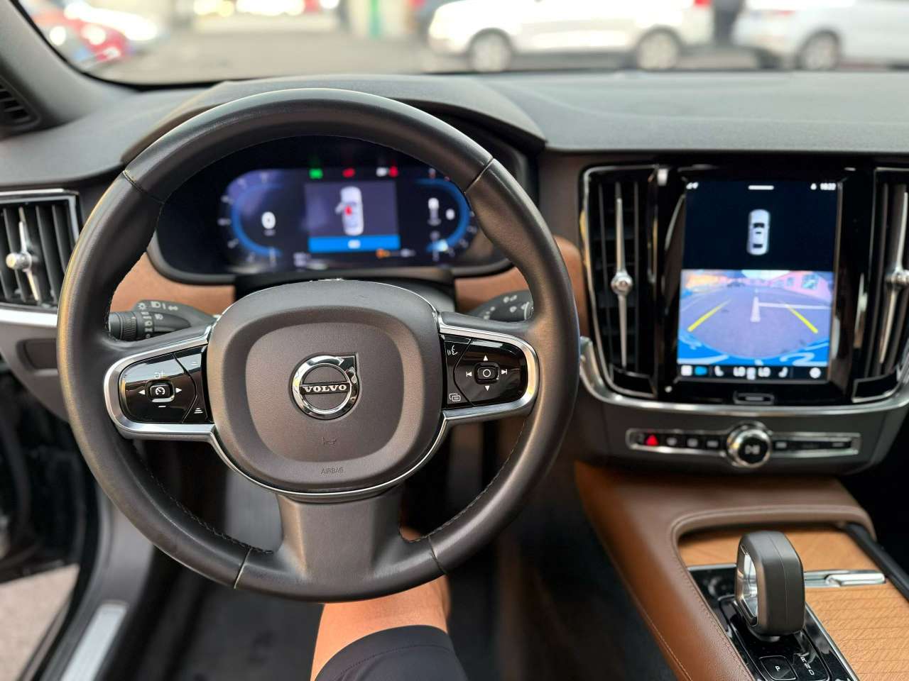 Volvo S90 2022 2.0T 48V Mild Hybrid 2