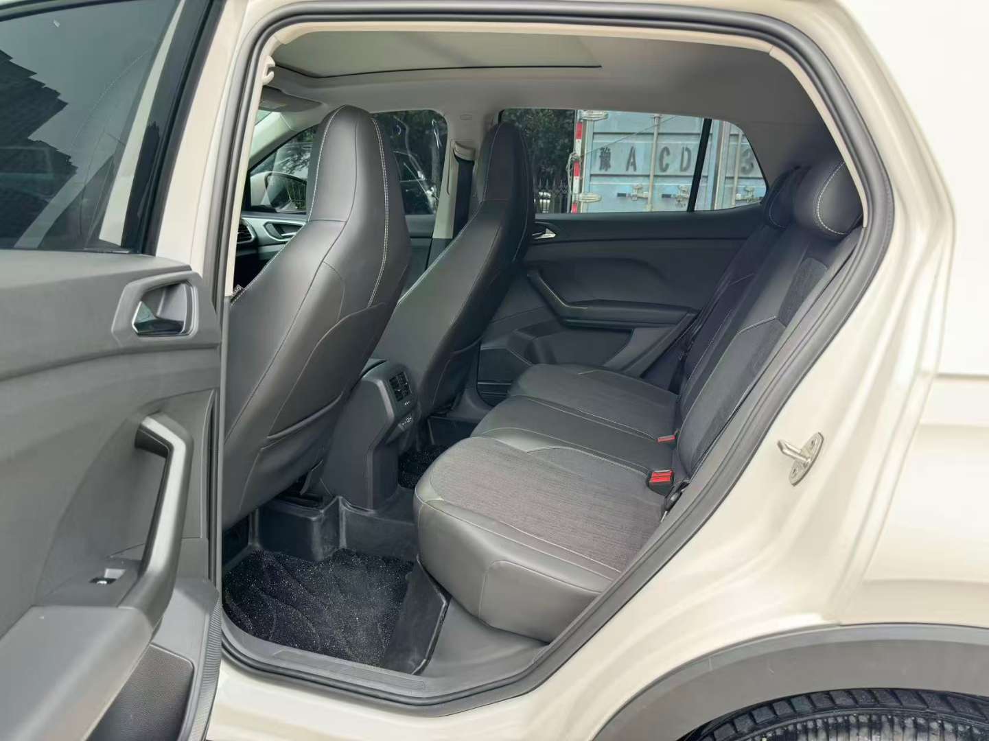 Volkswagen T-Cross 1.5L Automatic Comfort Edition 3