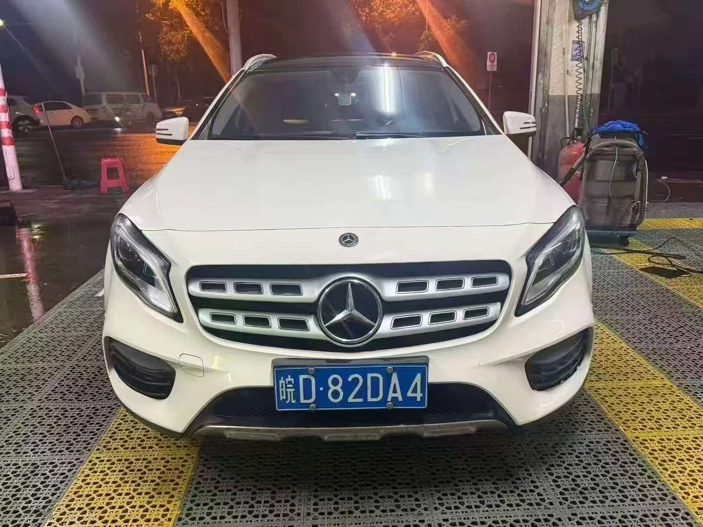 Mercedes-Benz GLA 200 Fashion 2