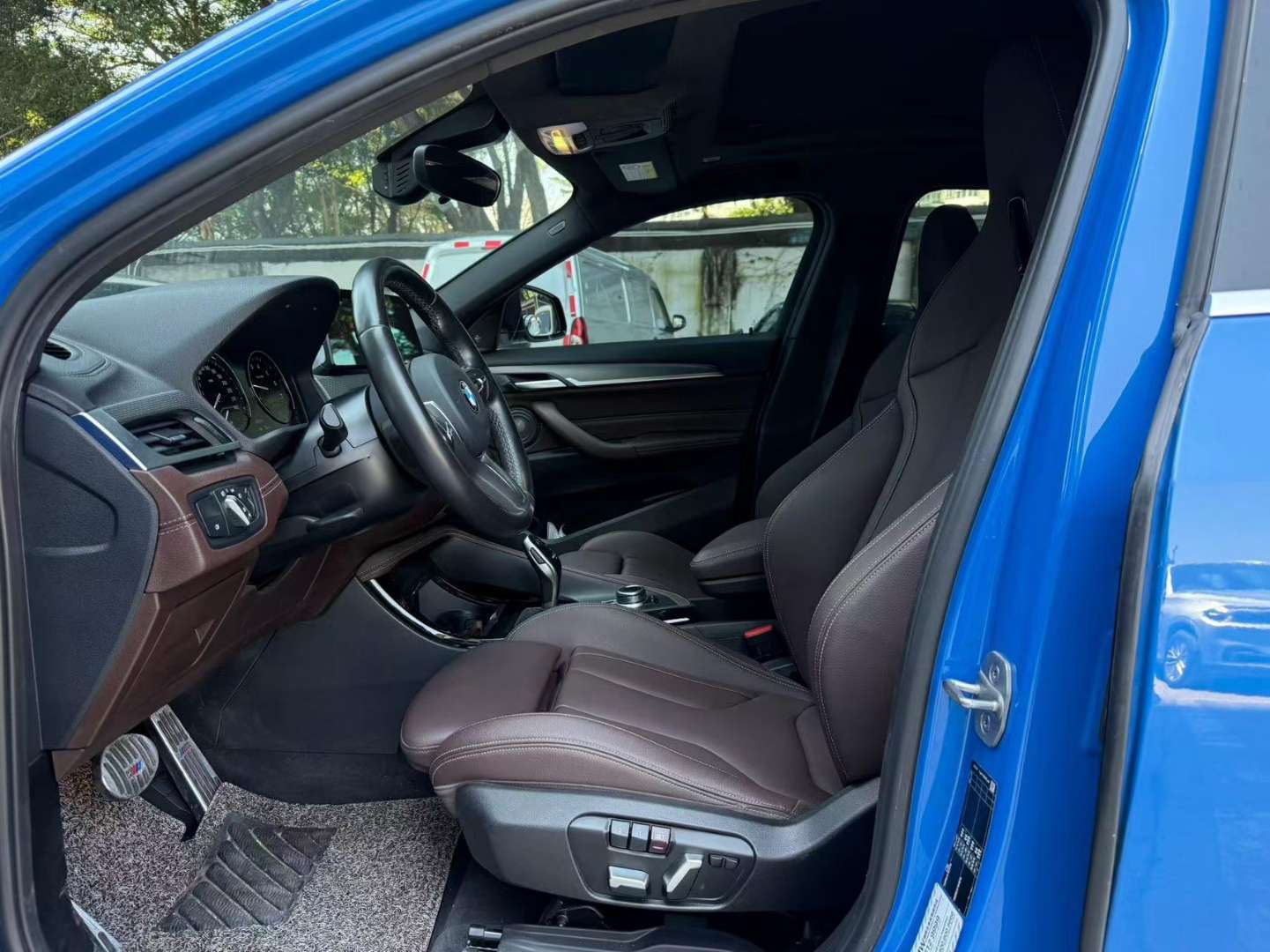 BMW X2 2.0T Premium M Sport Package 7