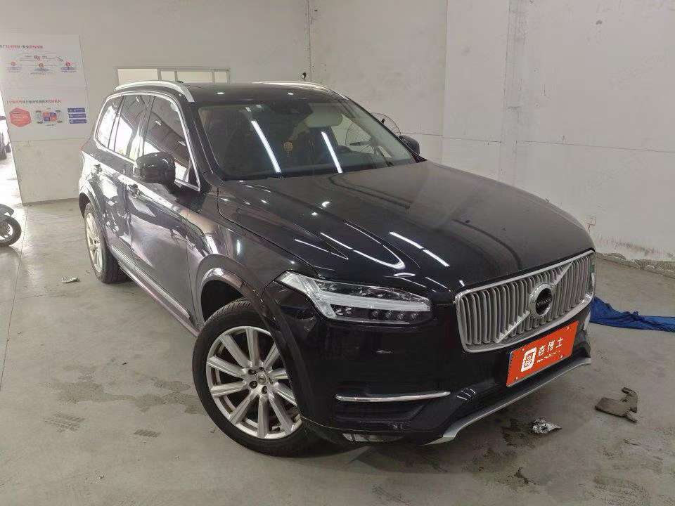Volvo XC90 2