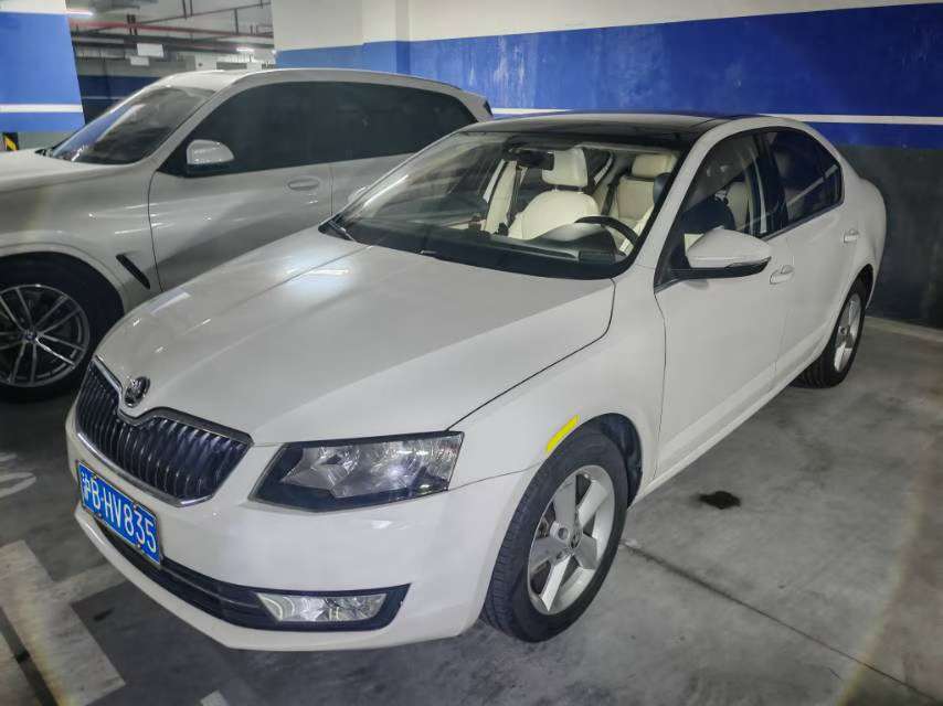 Skoda Octavia 1.6 Yijun Edition