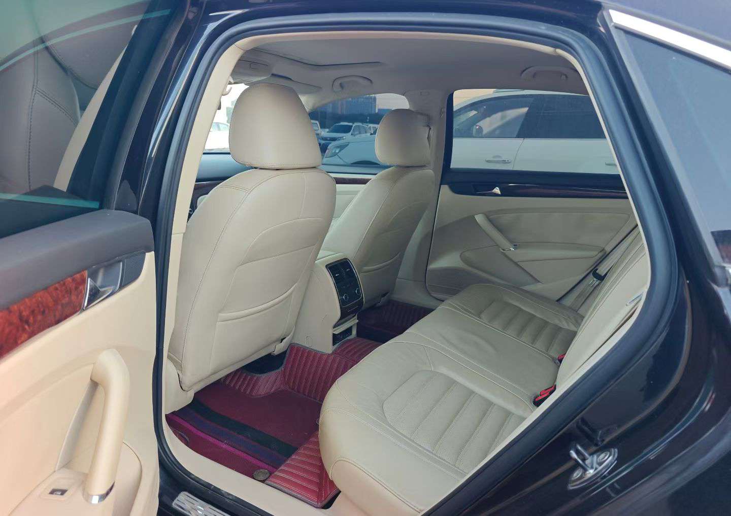 Volkswagen Passat 1.8T Yu Zun Edition 6