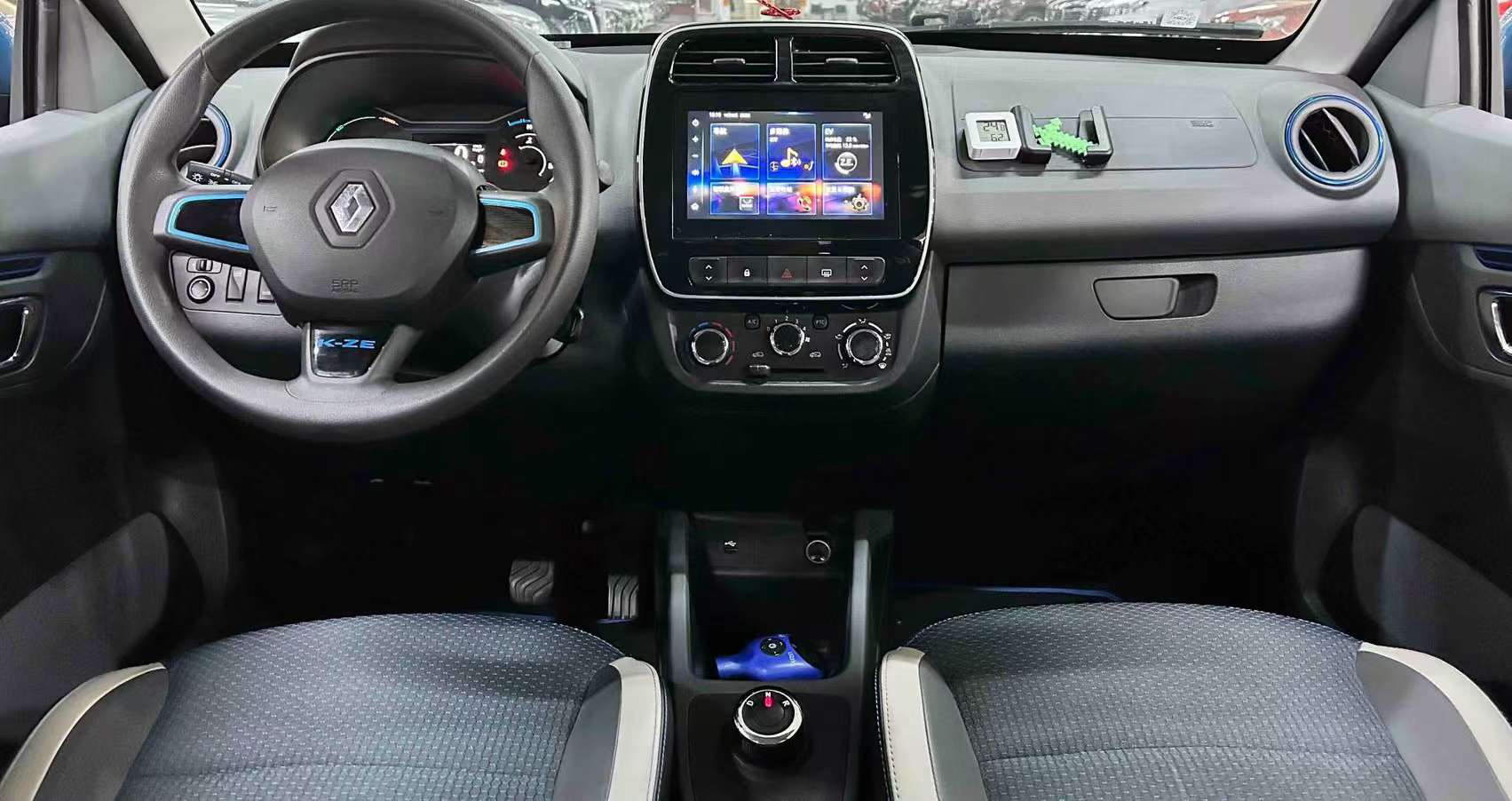 Renault e-Nos E-Smart Edition 3