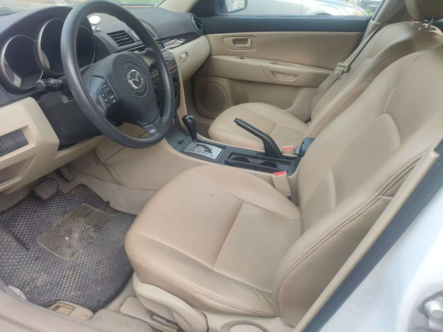 Mazda 3 2011 1.6L Automatic 3