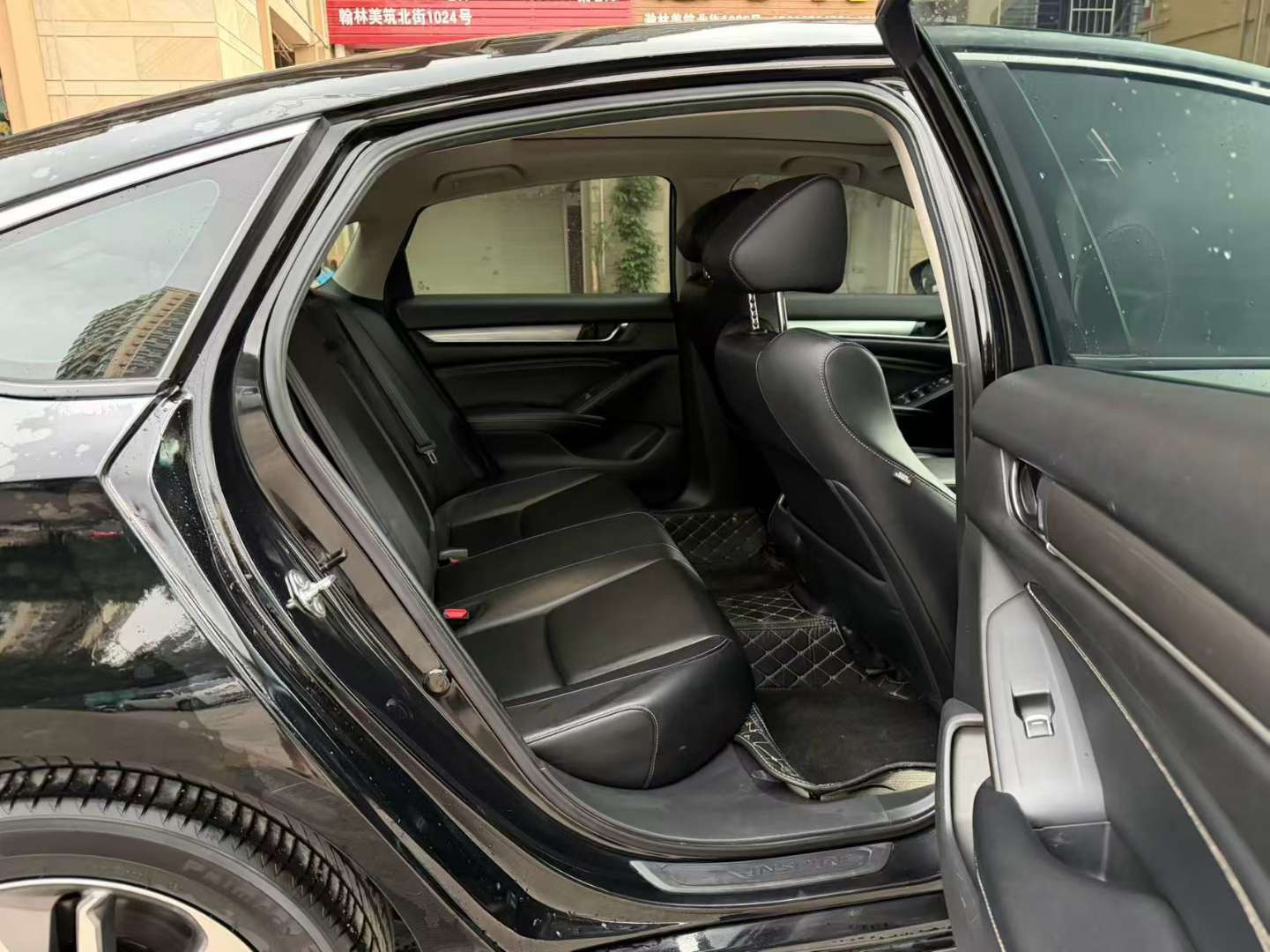 Honda Inspire 1.5T Elegance Trim Automatic Sunroof & Navigation 6