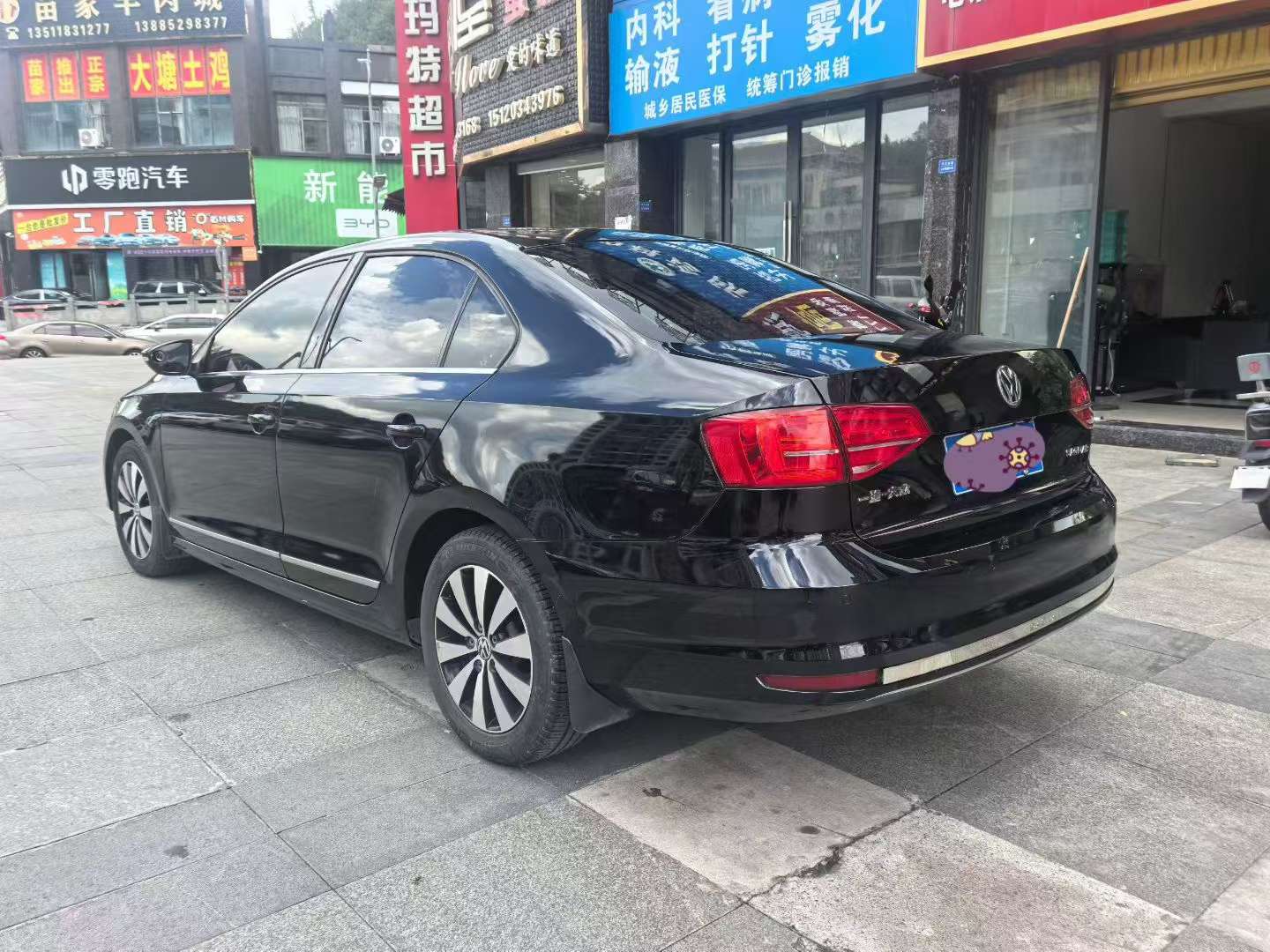 Volkswagen Sagitar 1.6L Manual Sunroof 7