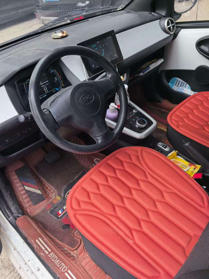 BYD e1 4