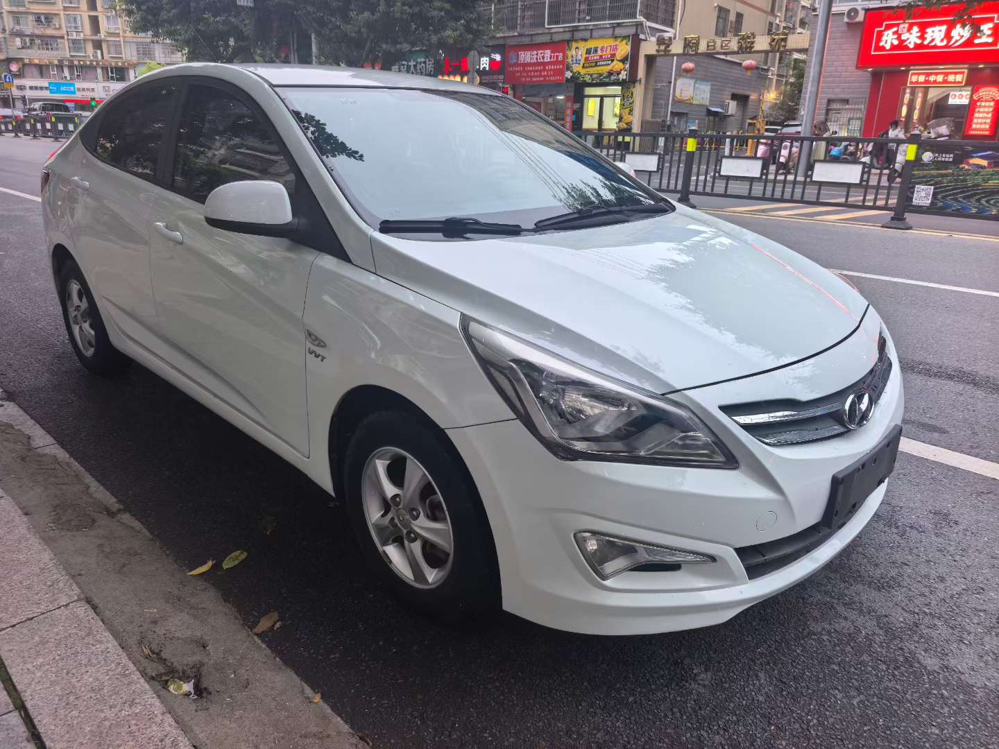 Hyundai Verna 1.4L Automatic Leather Navigation 2
