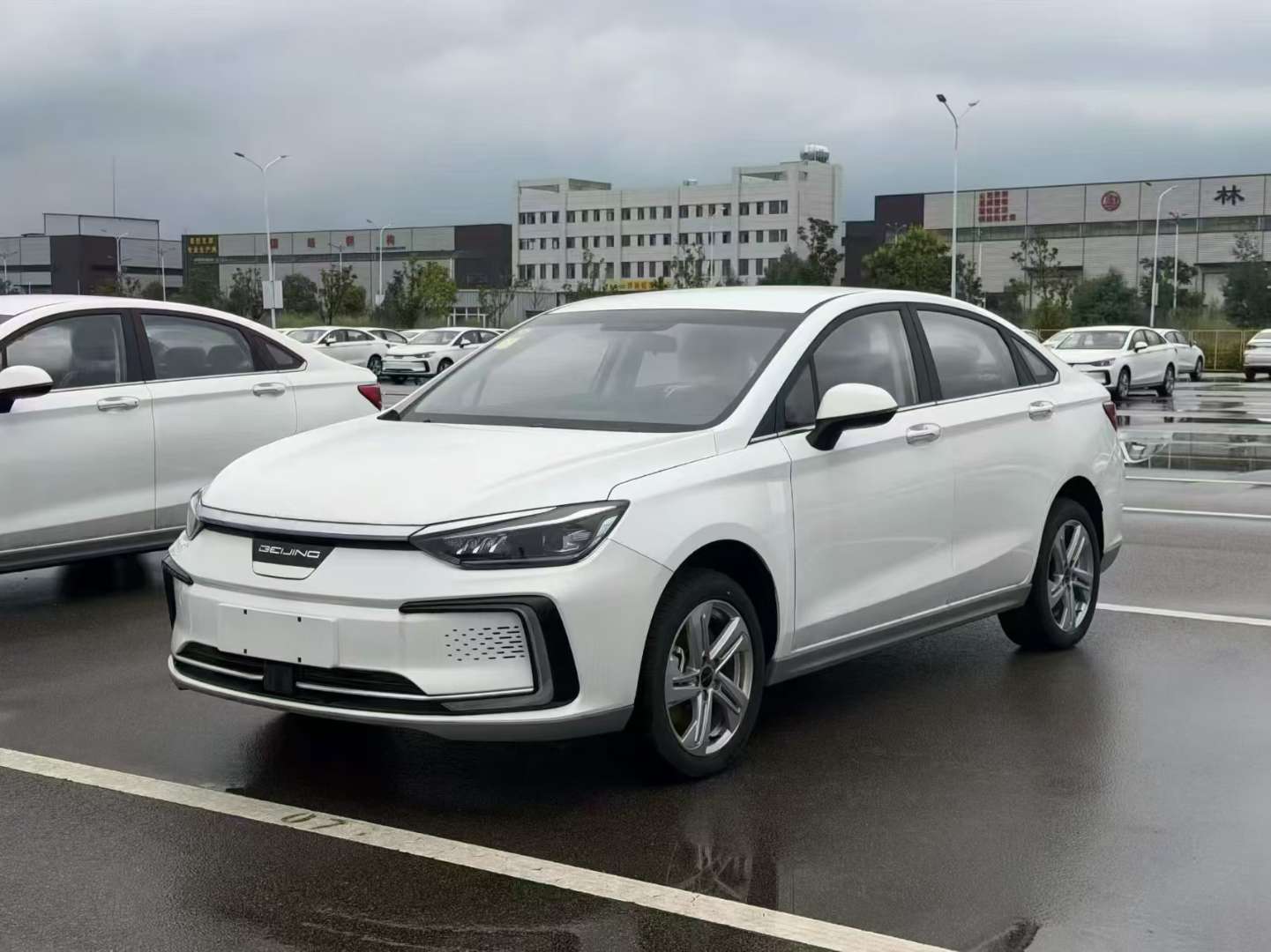 BAIC EU5
