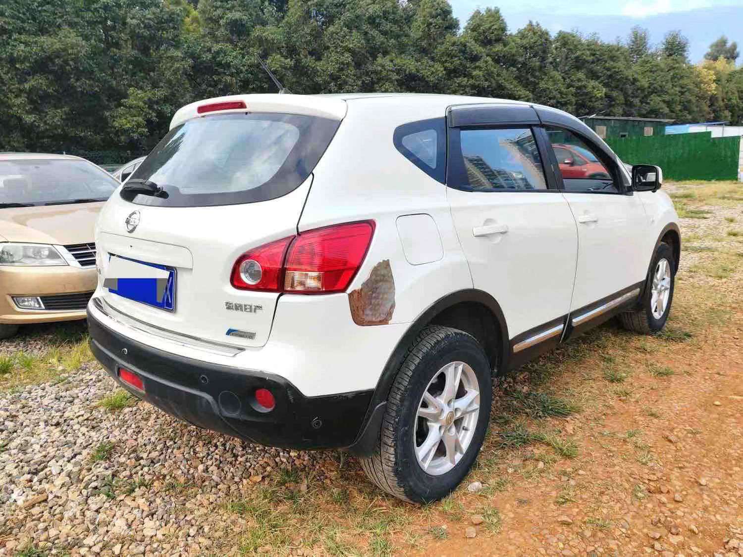 Nissan Qashqai 2.0L Automatic 8