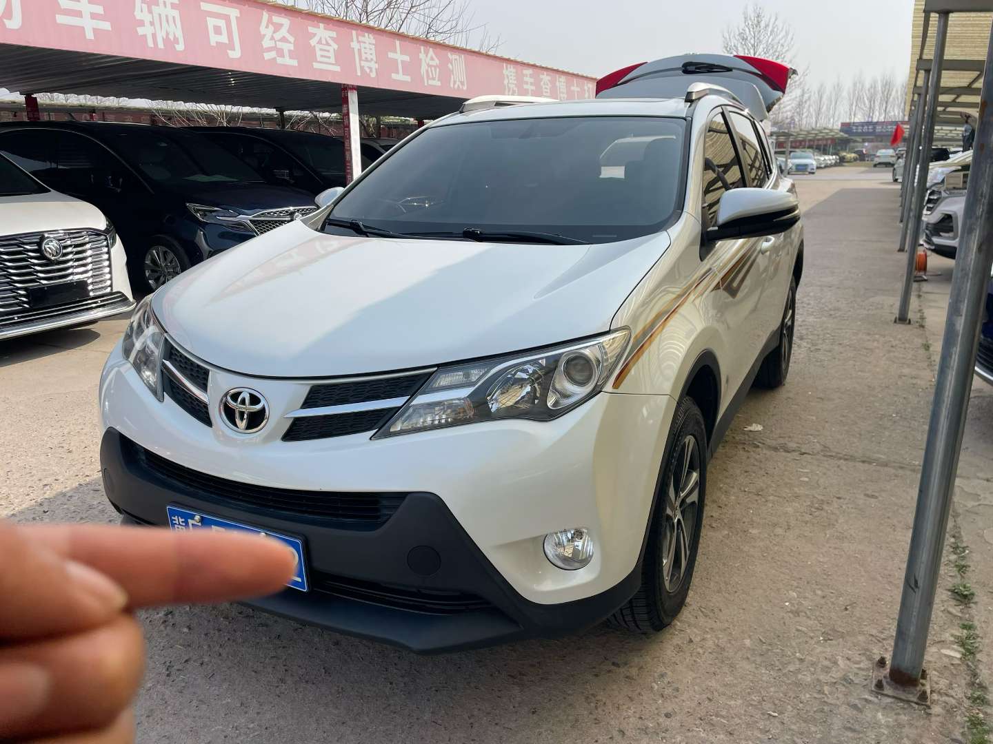 Toyota RAV4 2.0L Automatic 2WD