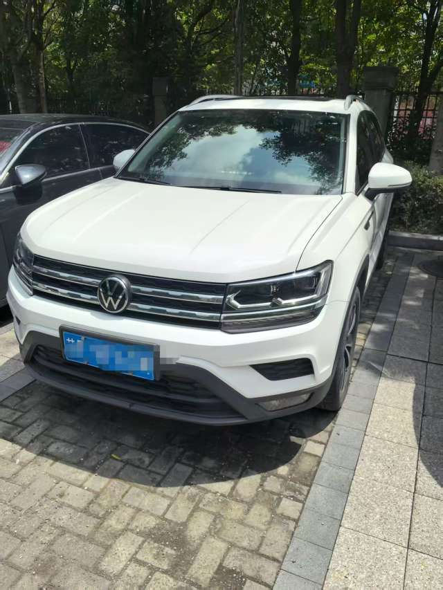 Volkswagen Tharu 1.4T FWD Luxury