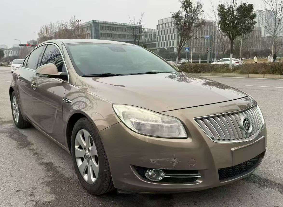 Buick Regal 2012 2.0L Automatic Sunroof 3