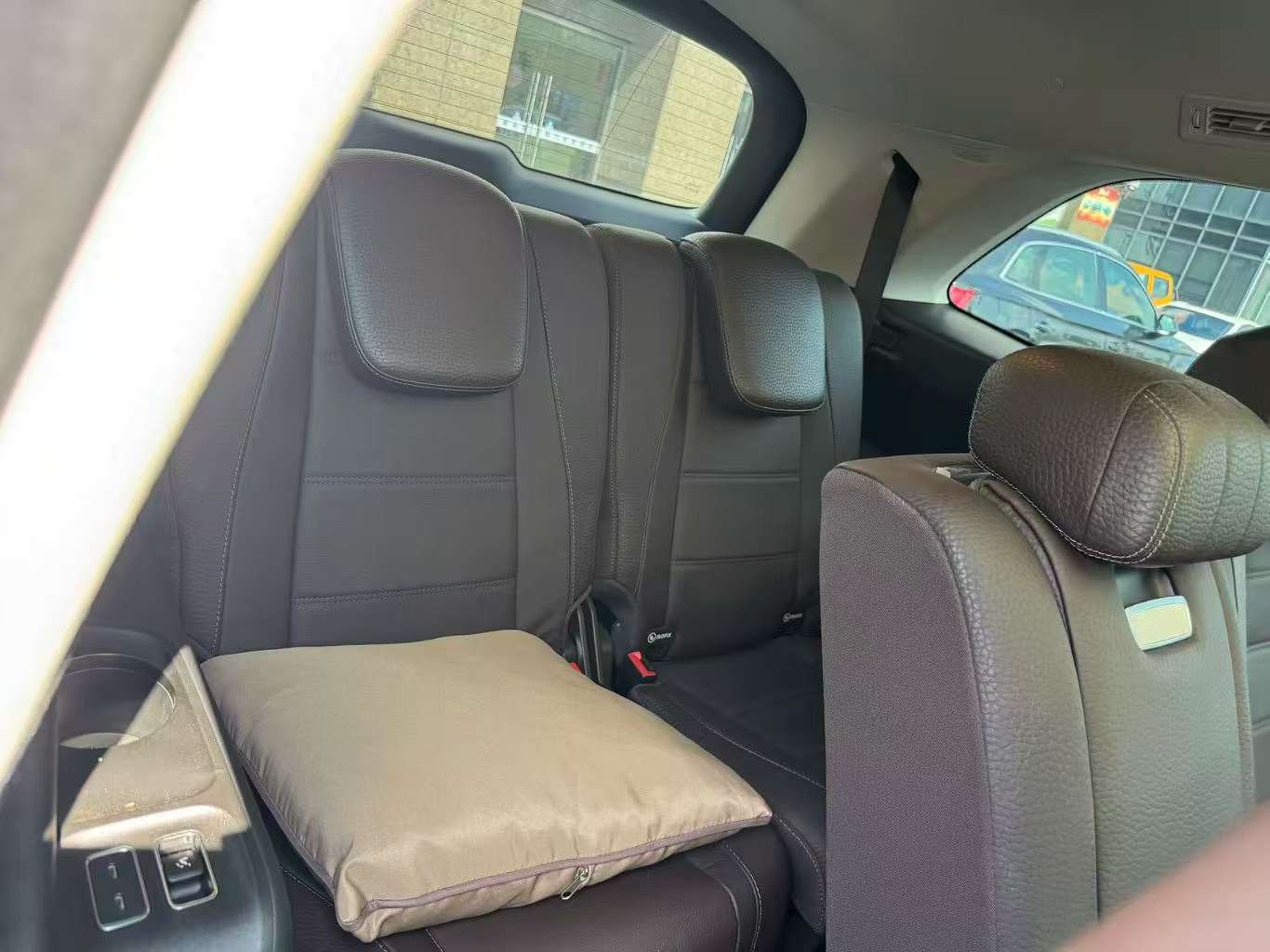 Mercedes-Benz GLS 9