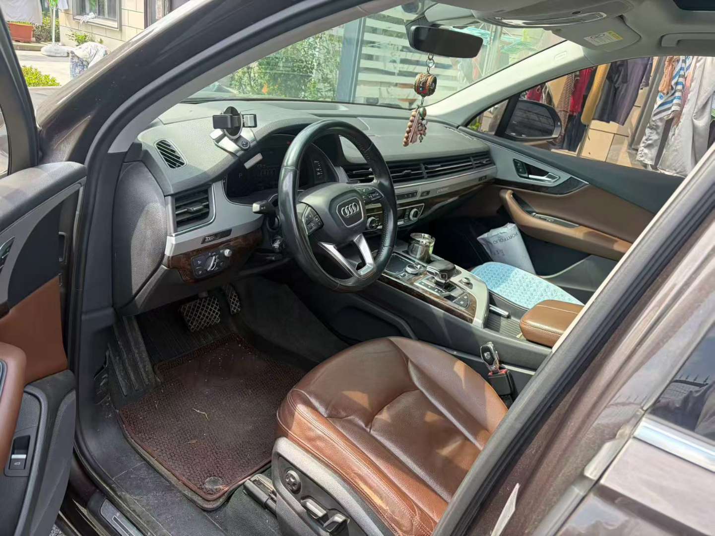 Audi Q7 45 Sport 2