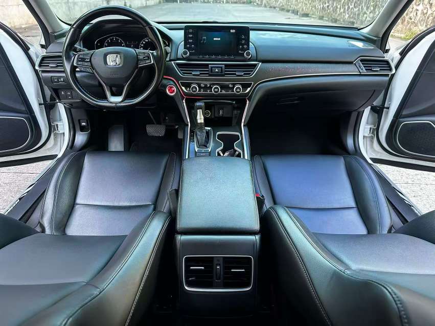 Honda Accord 6