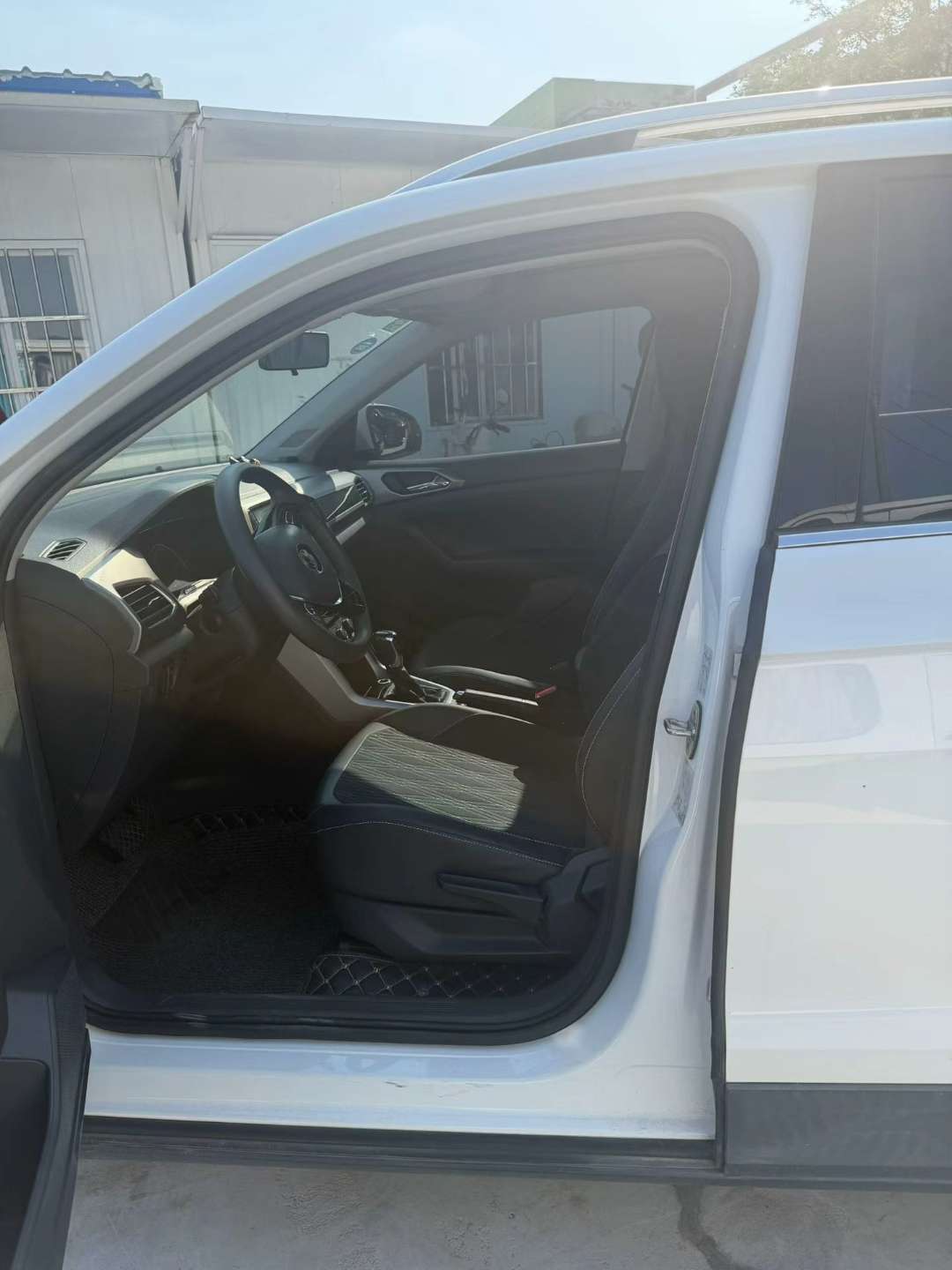Volkswagen T-Cross 280 Comfort 4