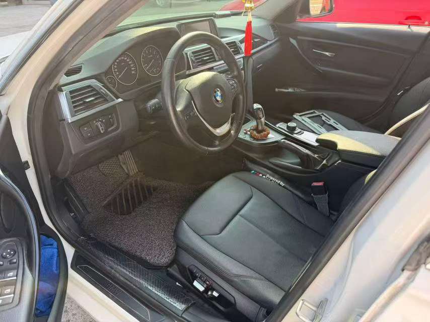 BMW 3 Series 320Li Fashion Edition 3