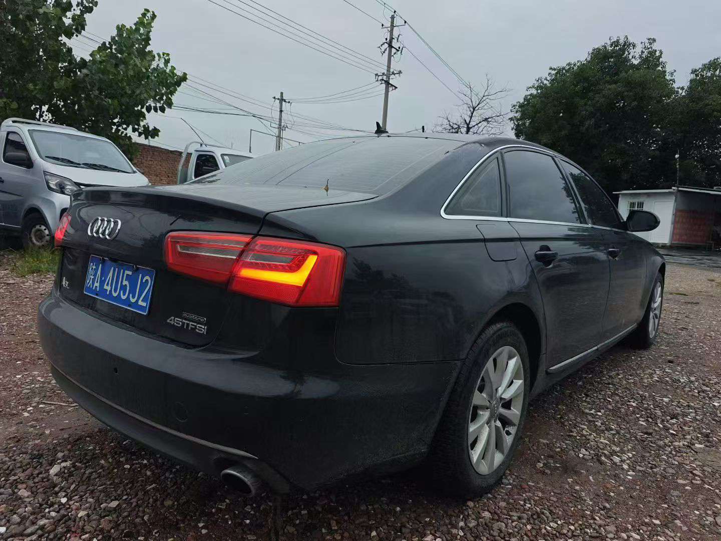 Audi A6 2013 2.5 V6 Automatic with Sunroof 9