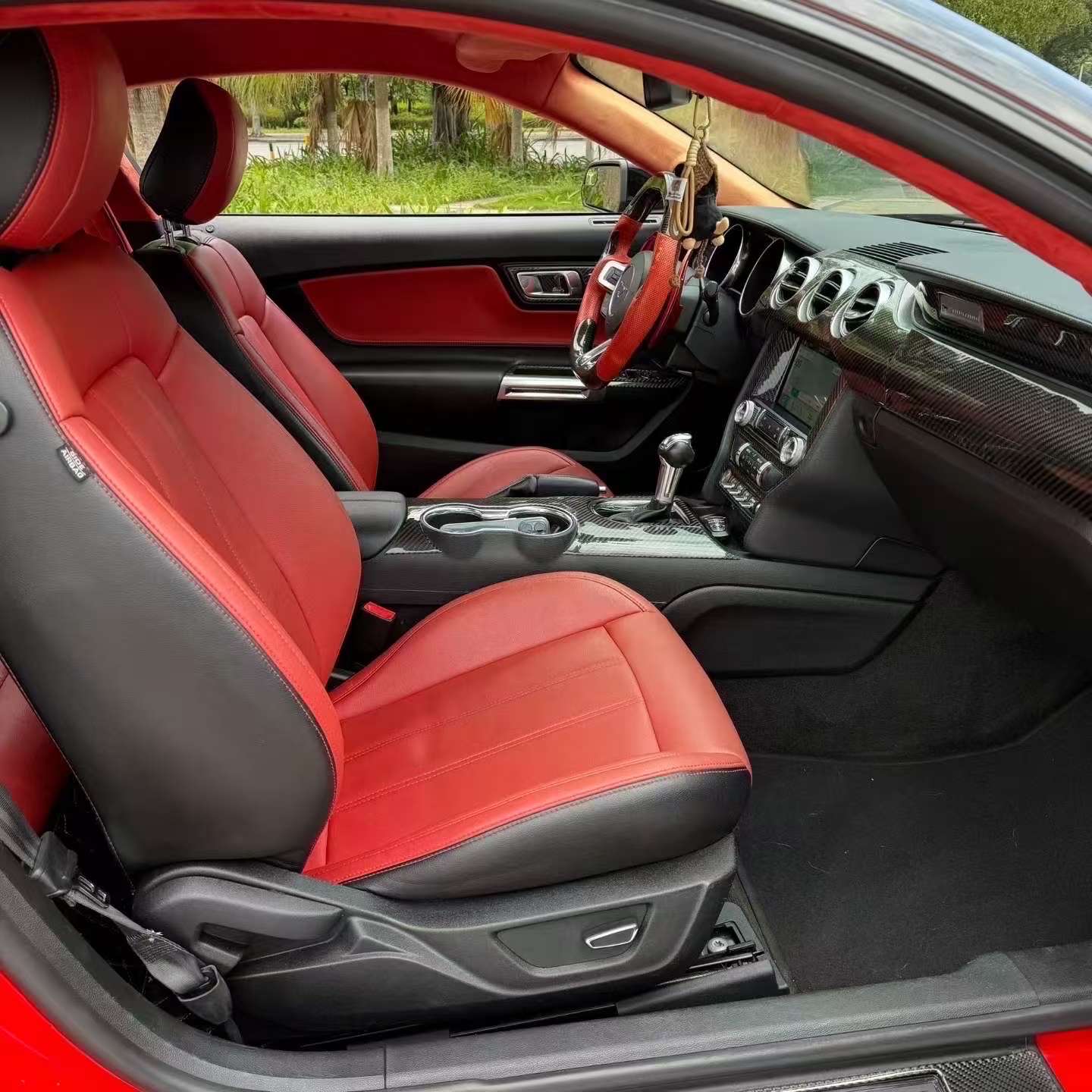 Ford Mustang 2020 2.3T US Spec High Trim 5