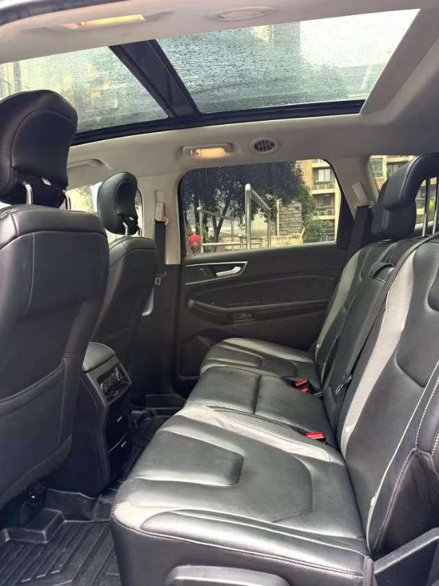Ford Edge 2018 2.0T 245 AWD Sport 7-Seater 7