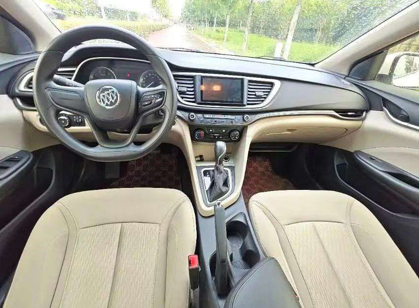 Buick Excelle 1.5L Automatic Sunroof 5