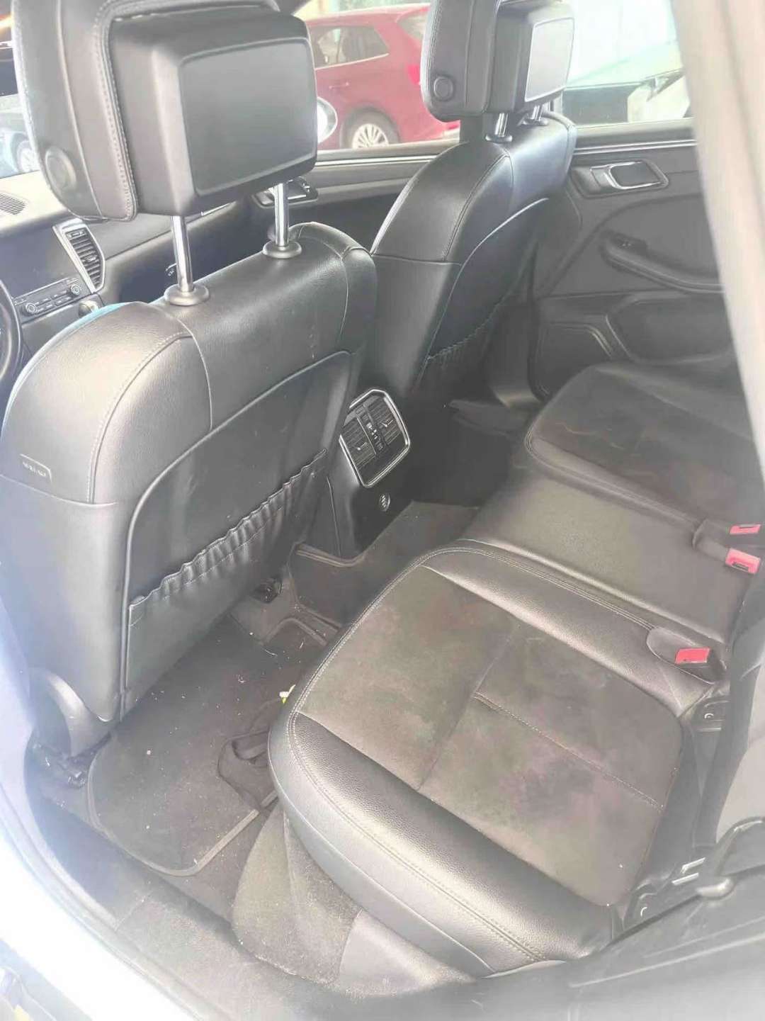 Porsche Macan 2.0T 5