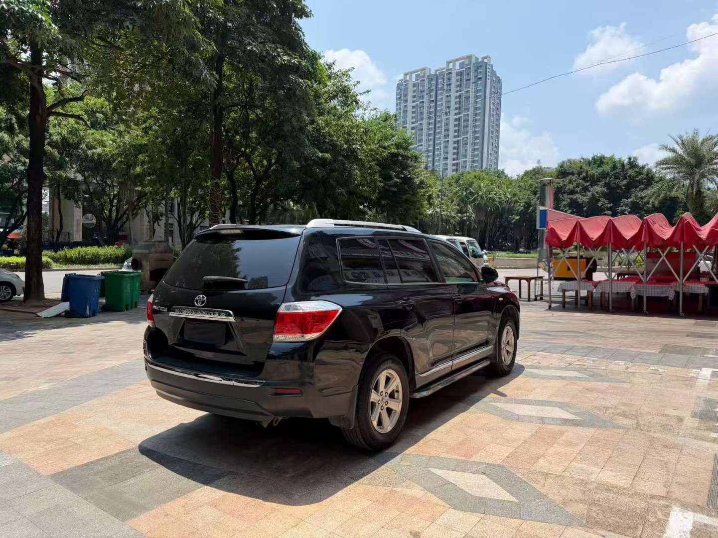 Toyota Highlander 2015 2.7L FWD Elite 5-Seater 4